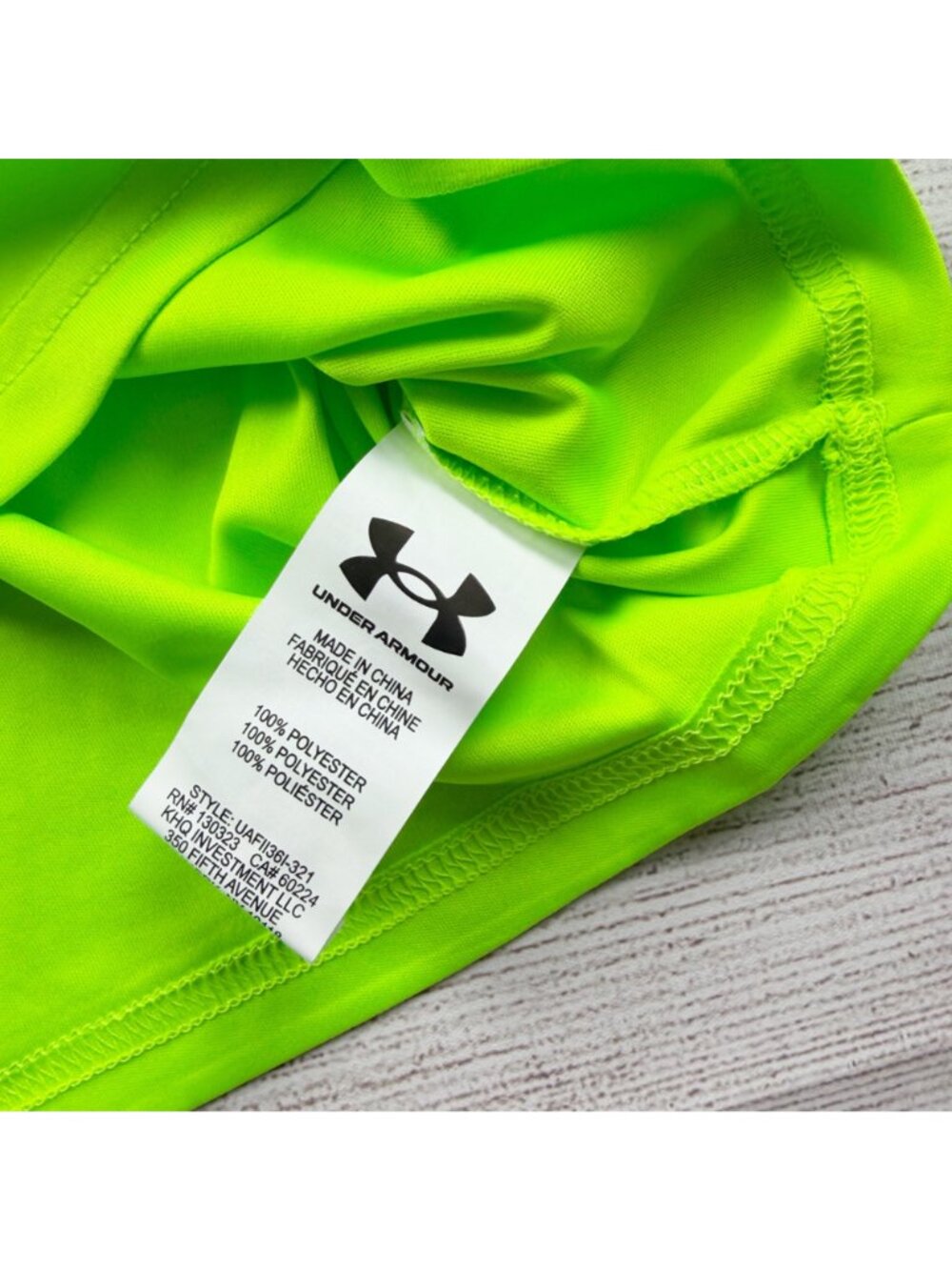 Under Armour Boys Neon Green Long Sleeve 1/4 Zip Pullover Shirt NWT 2T - Picture 3 of 4